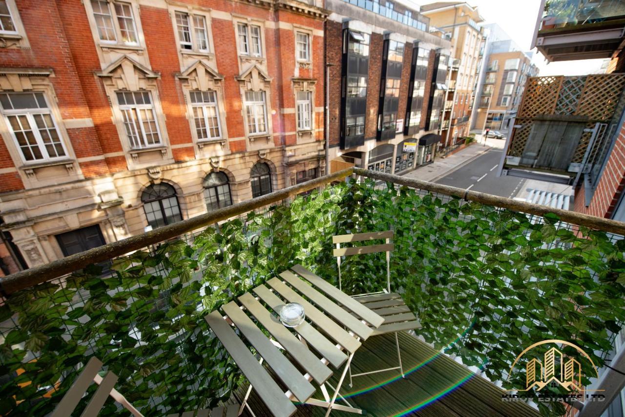 Aphrodite Apartment - The Lust Of Town Southampton Zewnętrze zdjęcie